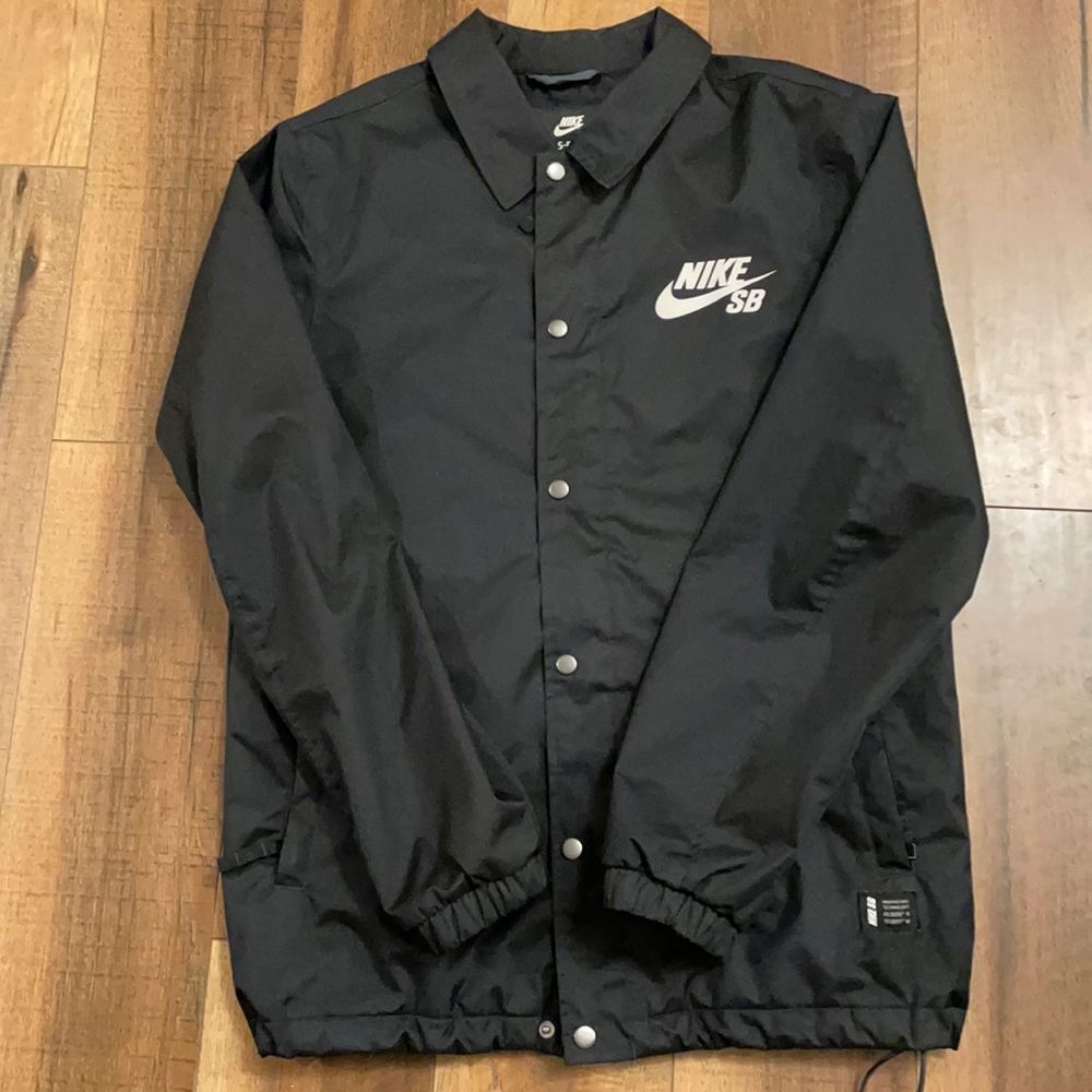 Nike SB black jacket
